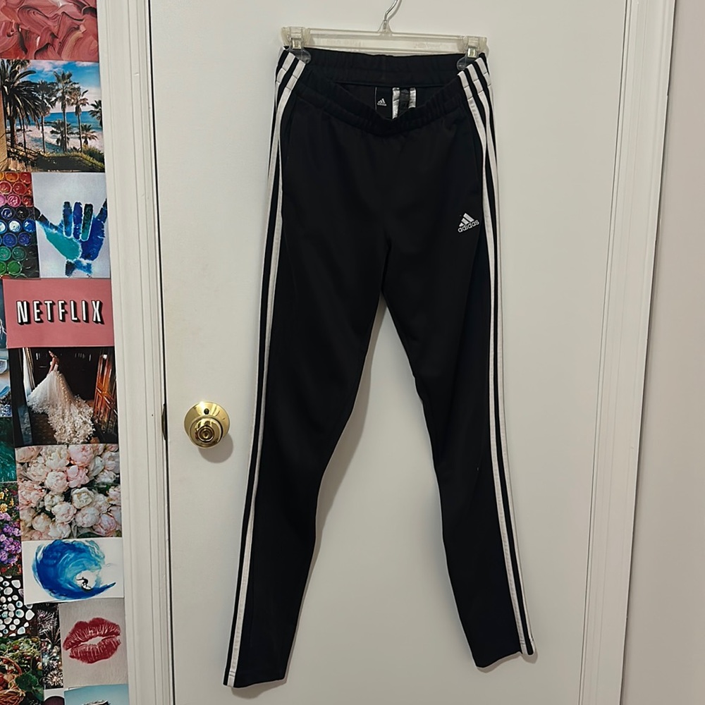 Adidas athletic jogger